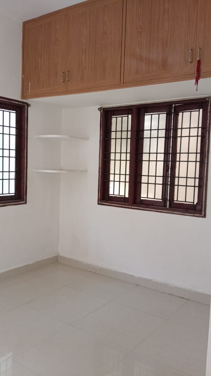 Flat for Sale in Sunnambu Kolathur