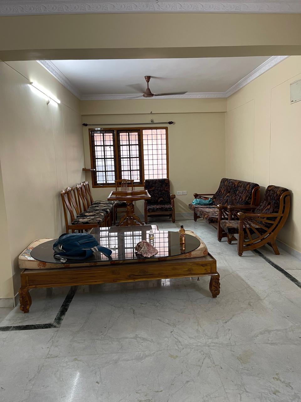 Flat for Resale in Begumpet