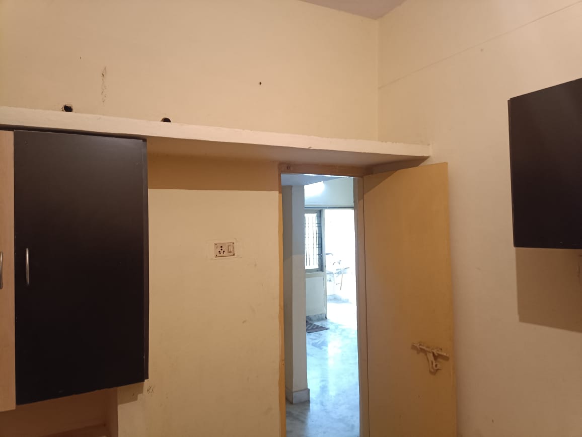Flat for Resale in Panjagutta