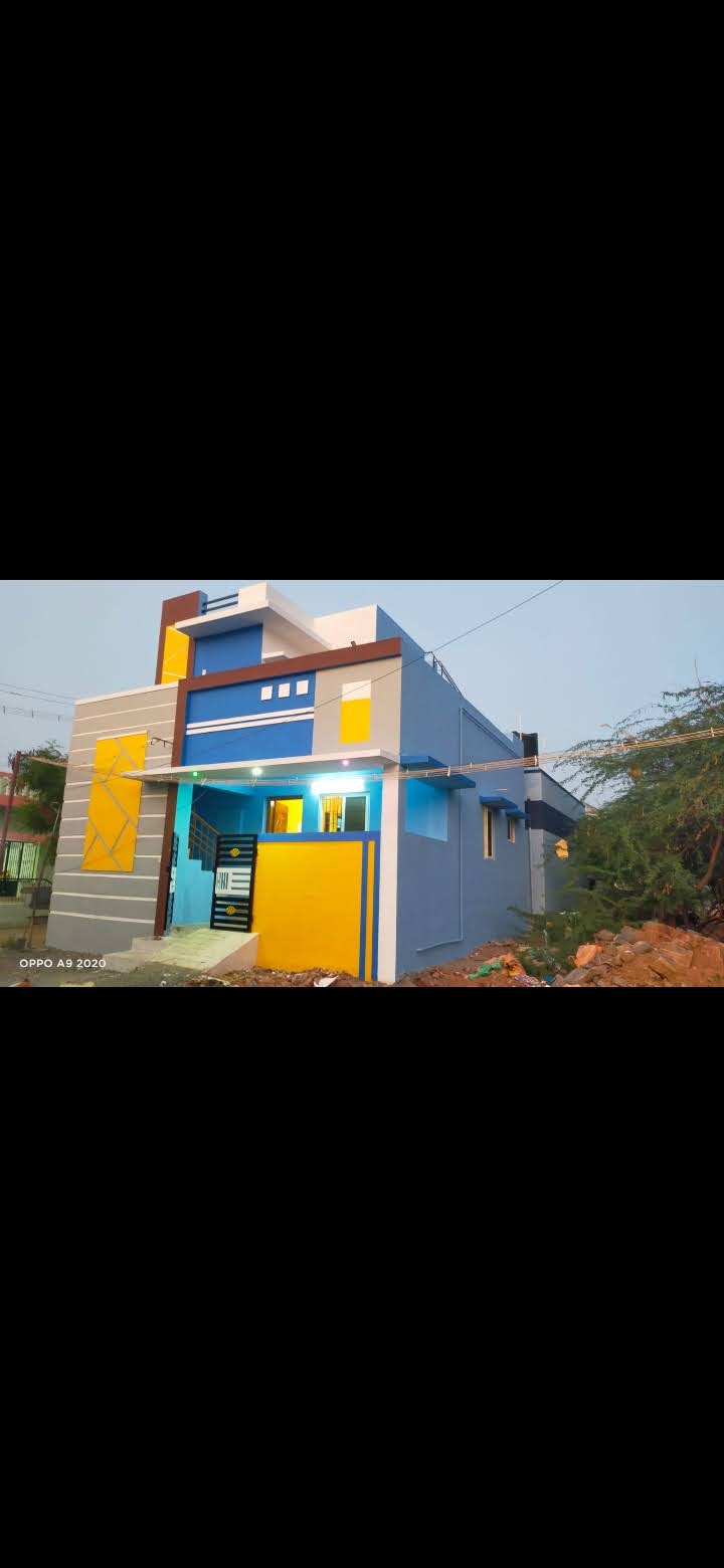 Independent House for Resale in Kannanenthal