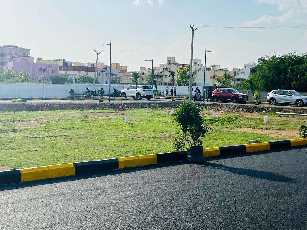 1000 sqft Plots & Land for Sale in Vadapalani
