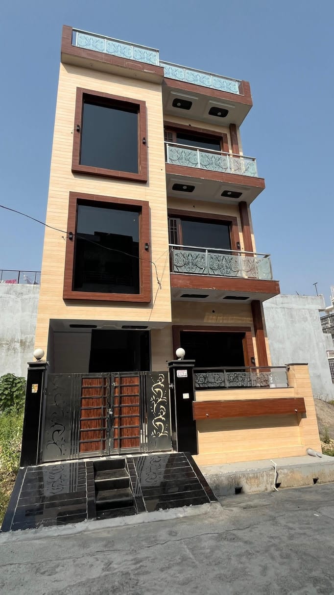 Independent Villa for Sale in Turner Road