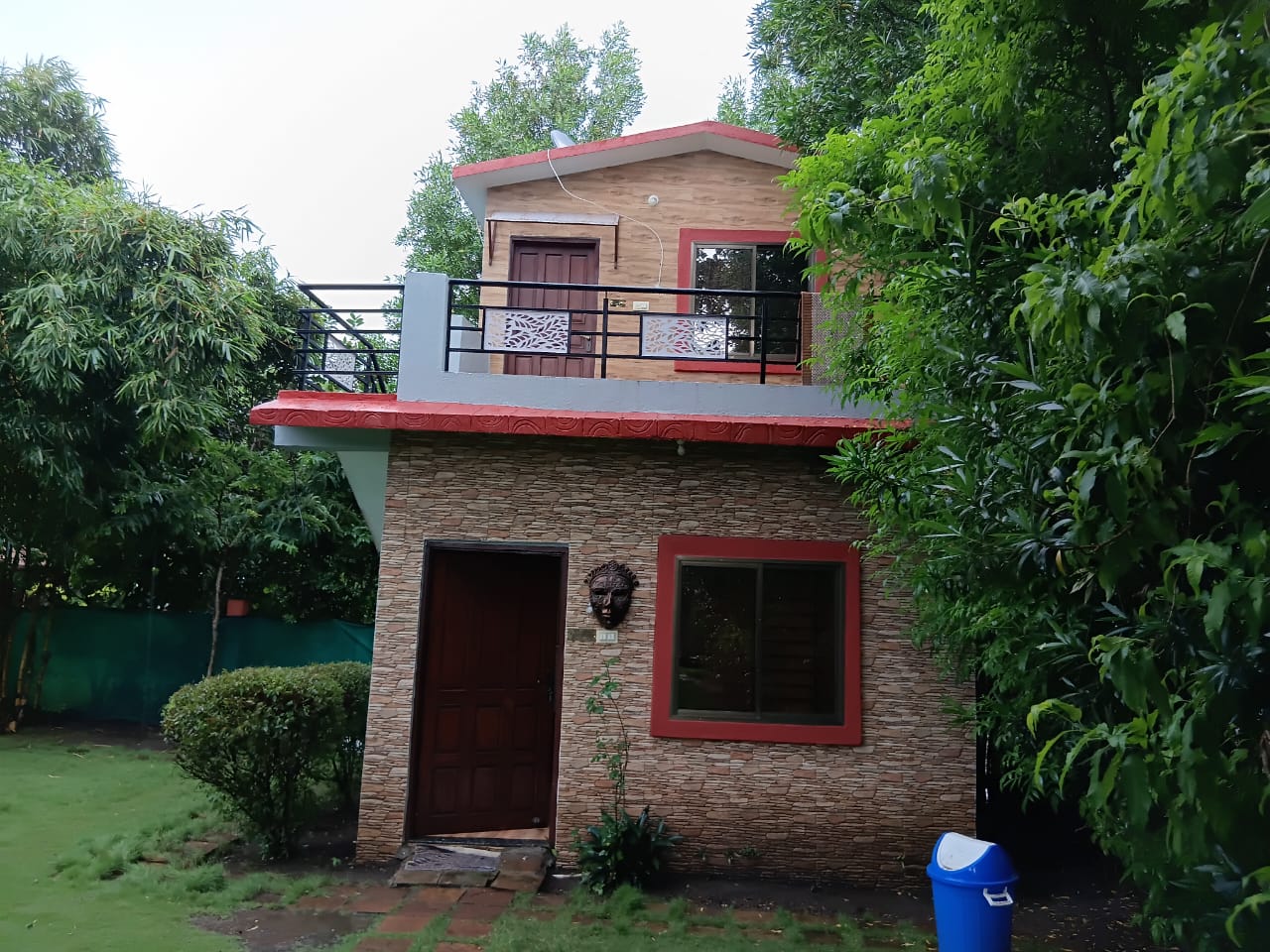 Farm House for Sale in Mahu