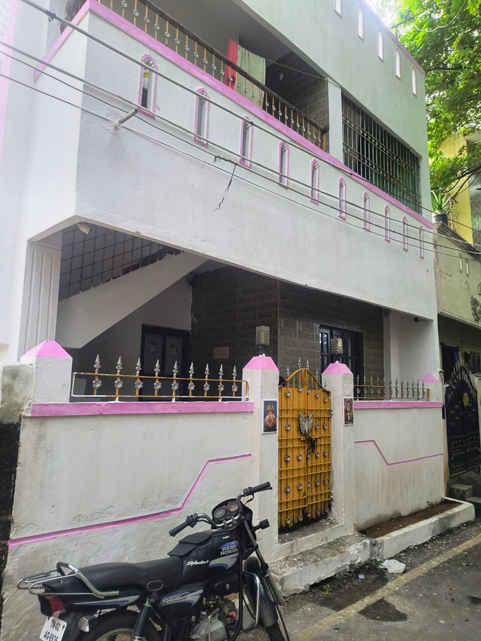 Independent House for Sale in Kolathur
