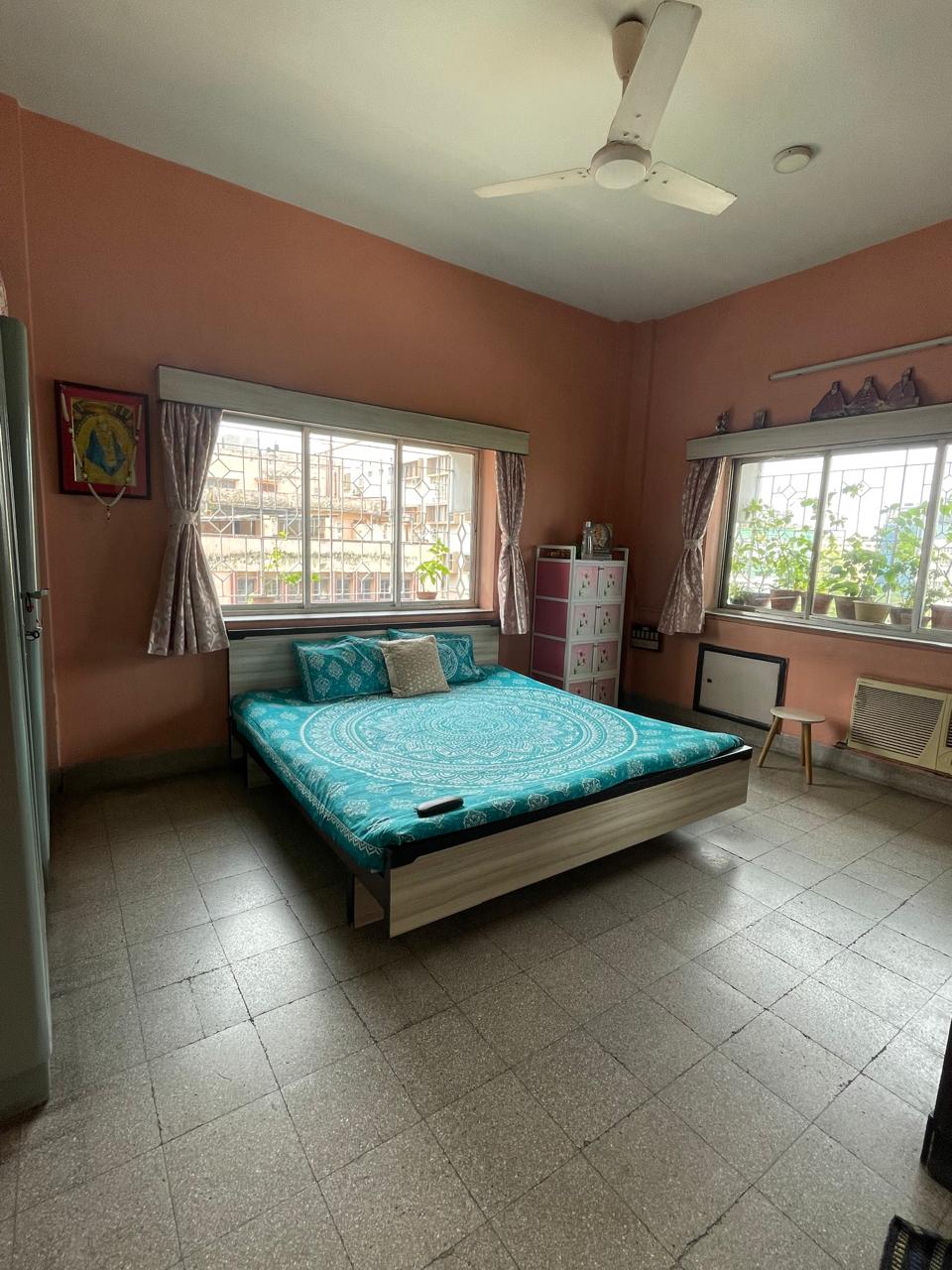 Flat for Resale in Elgin