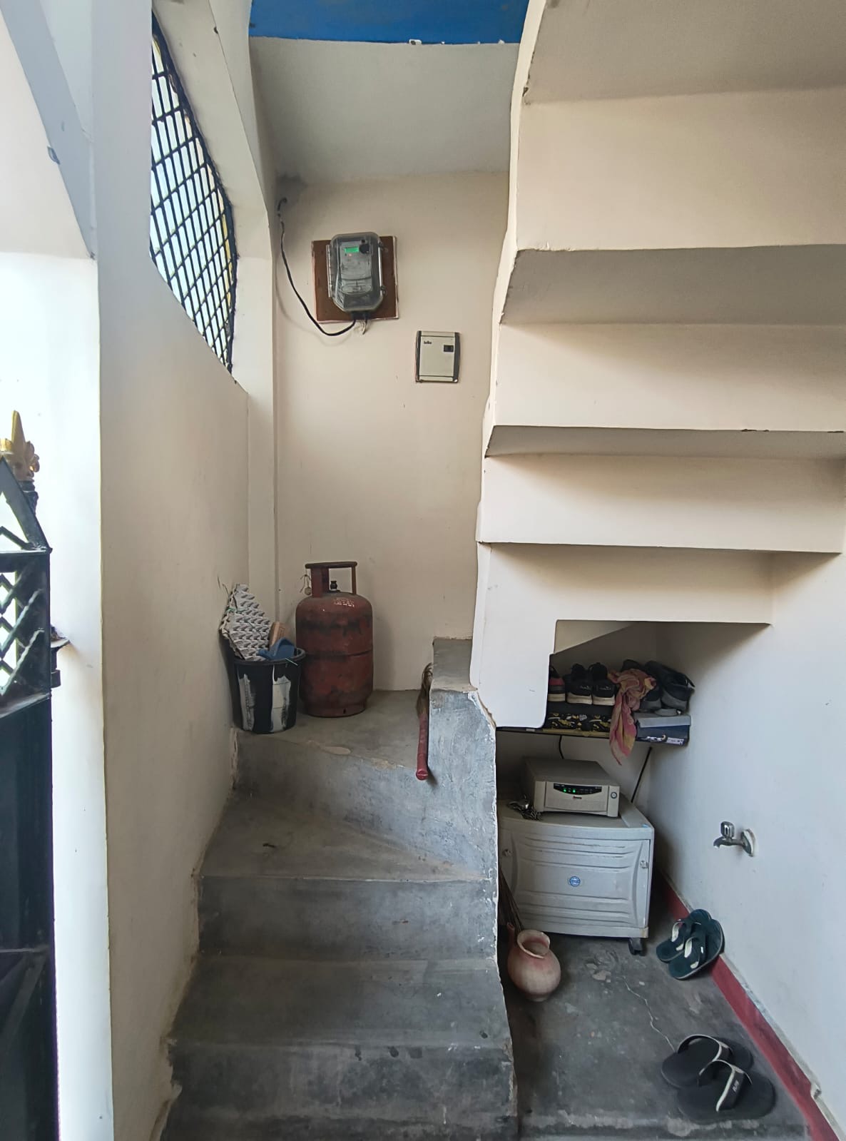 Independent House for Sale in Chinhat