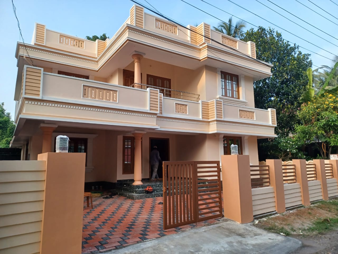 Independent House for Resale in Kuttur
