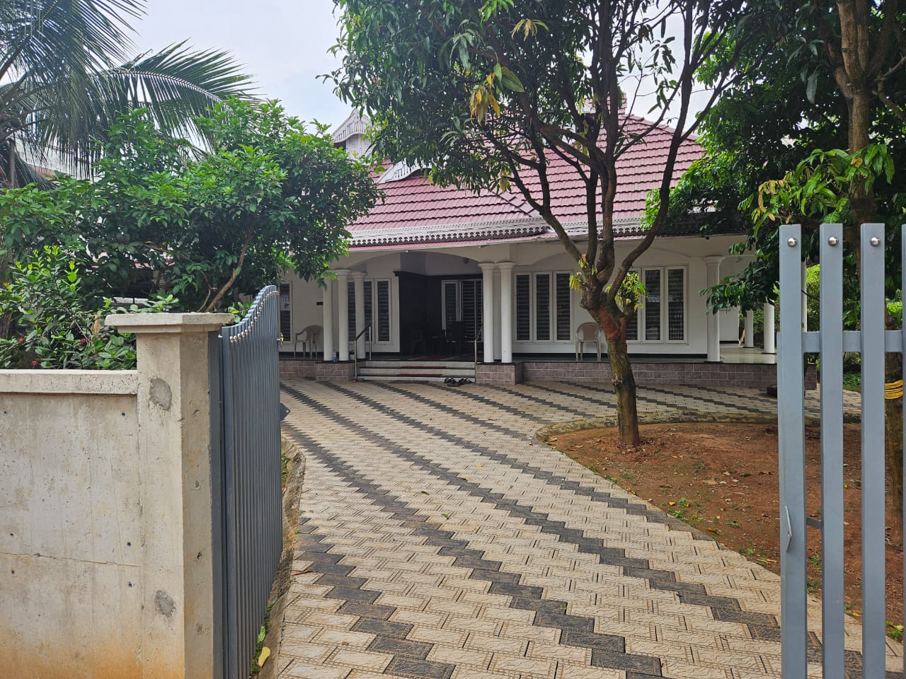 Independent House for Resale in Nellikunnu