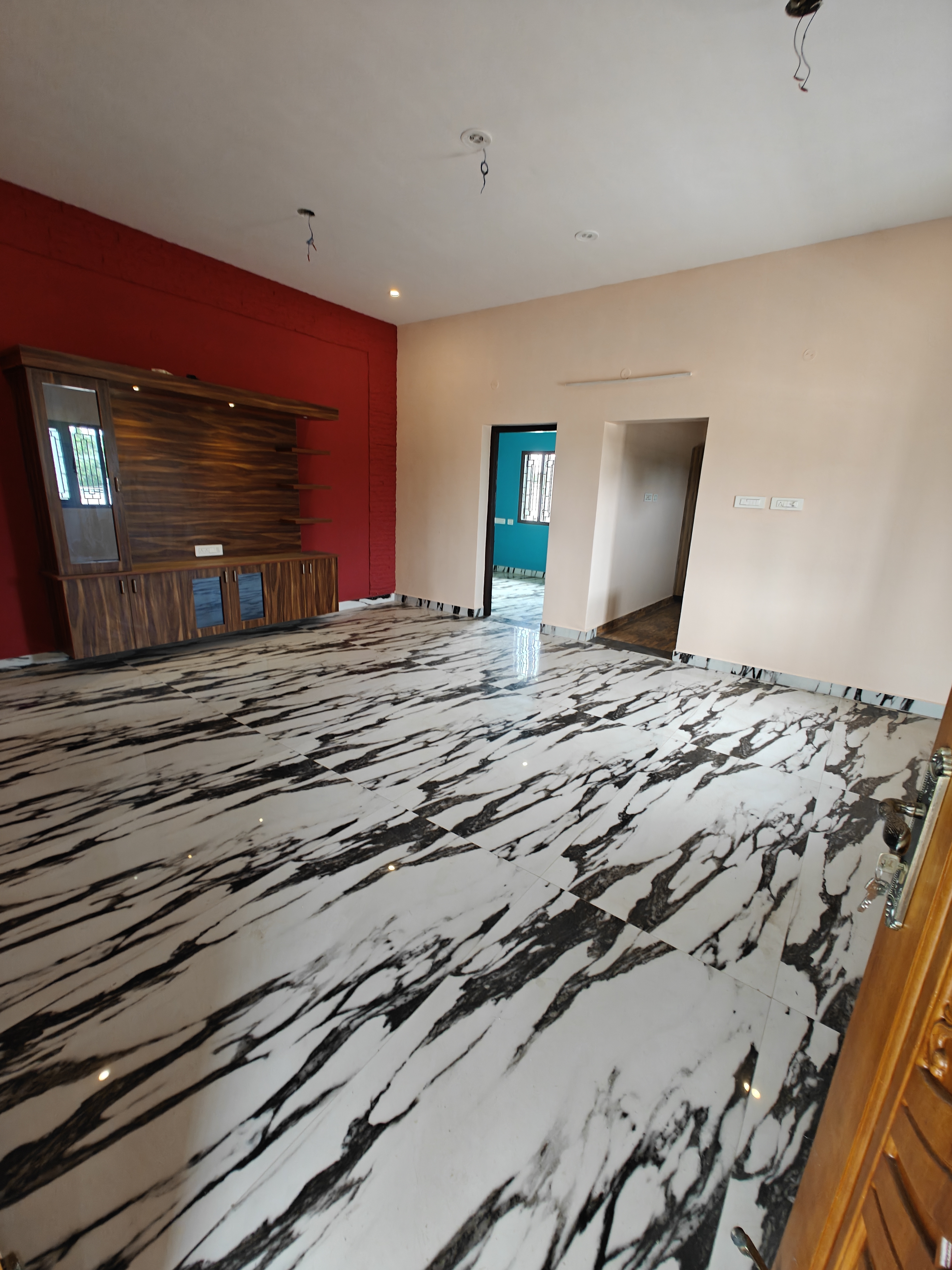 Independent House for Resale in Sholavandan