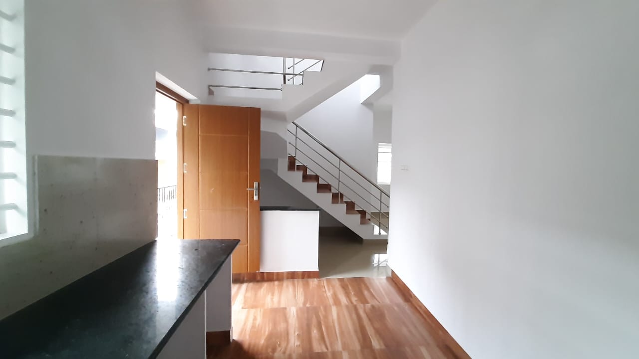 Independent House for Sale in Thottakkara