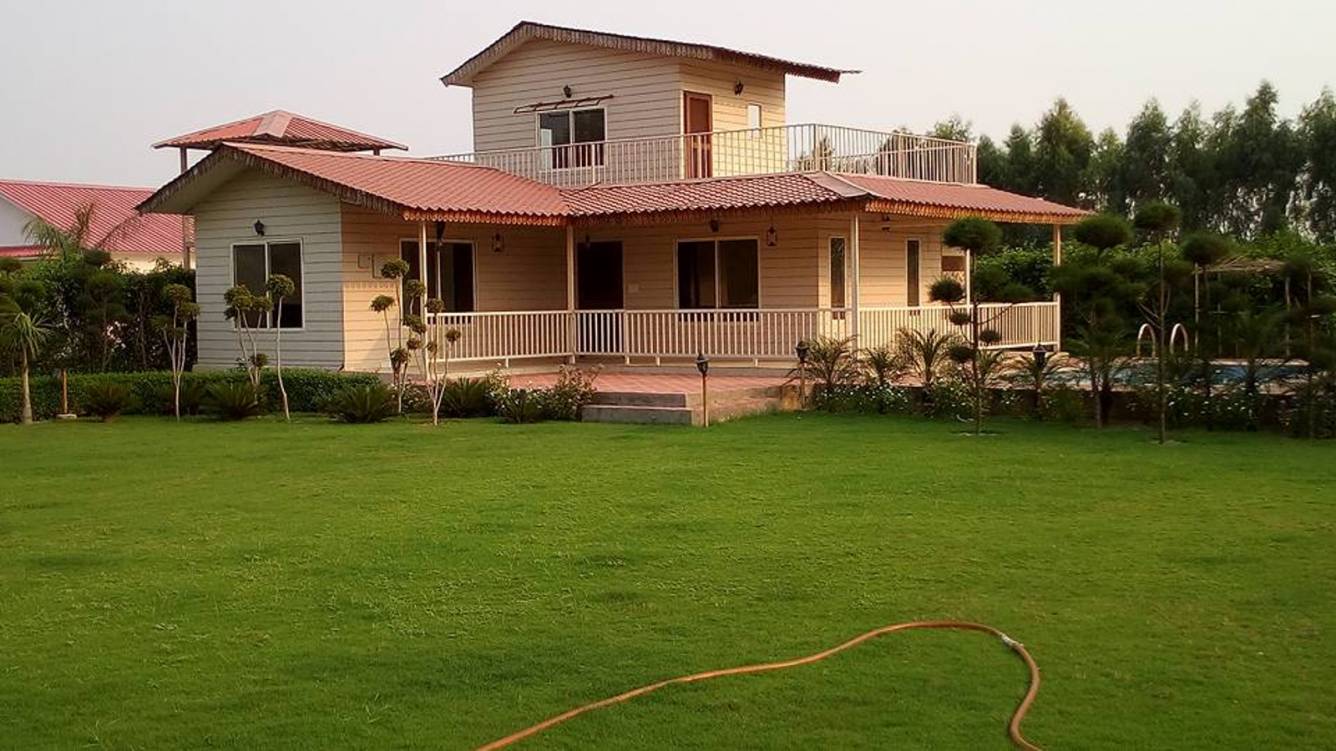 Farm House for Sale in Sector 135