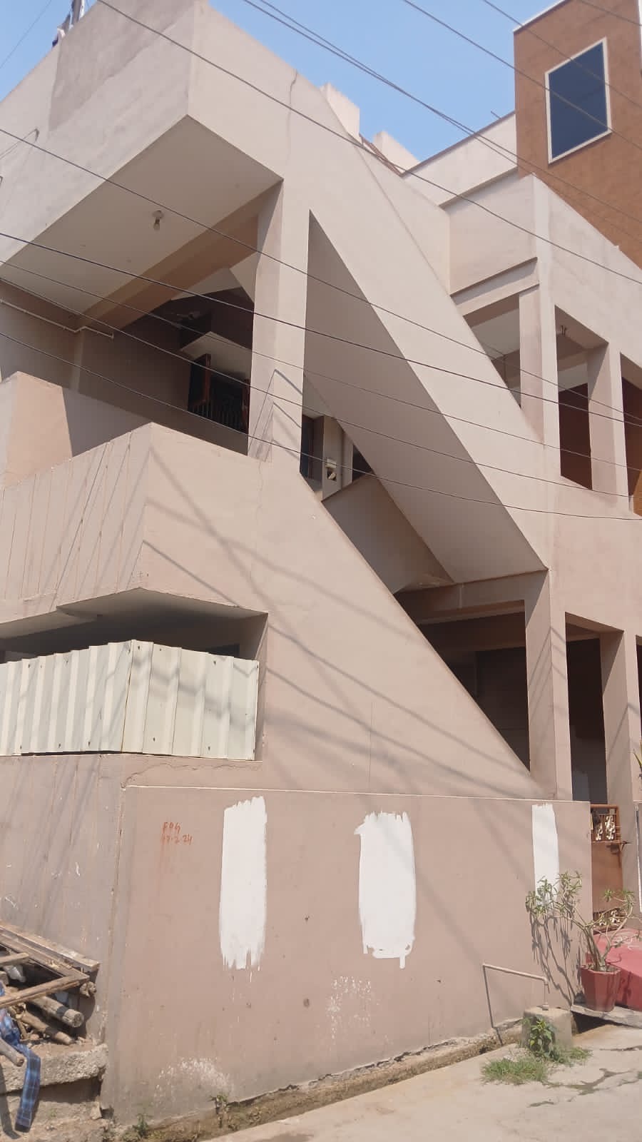 Independent House for Sale in Chandramouli Nagar
