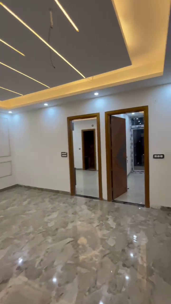 Flat for Sale in Jakhan