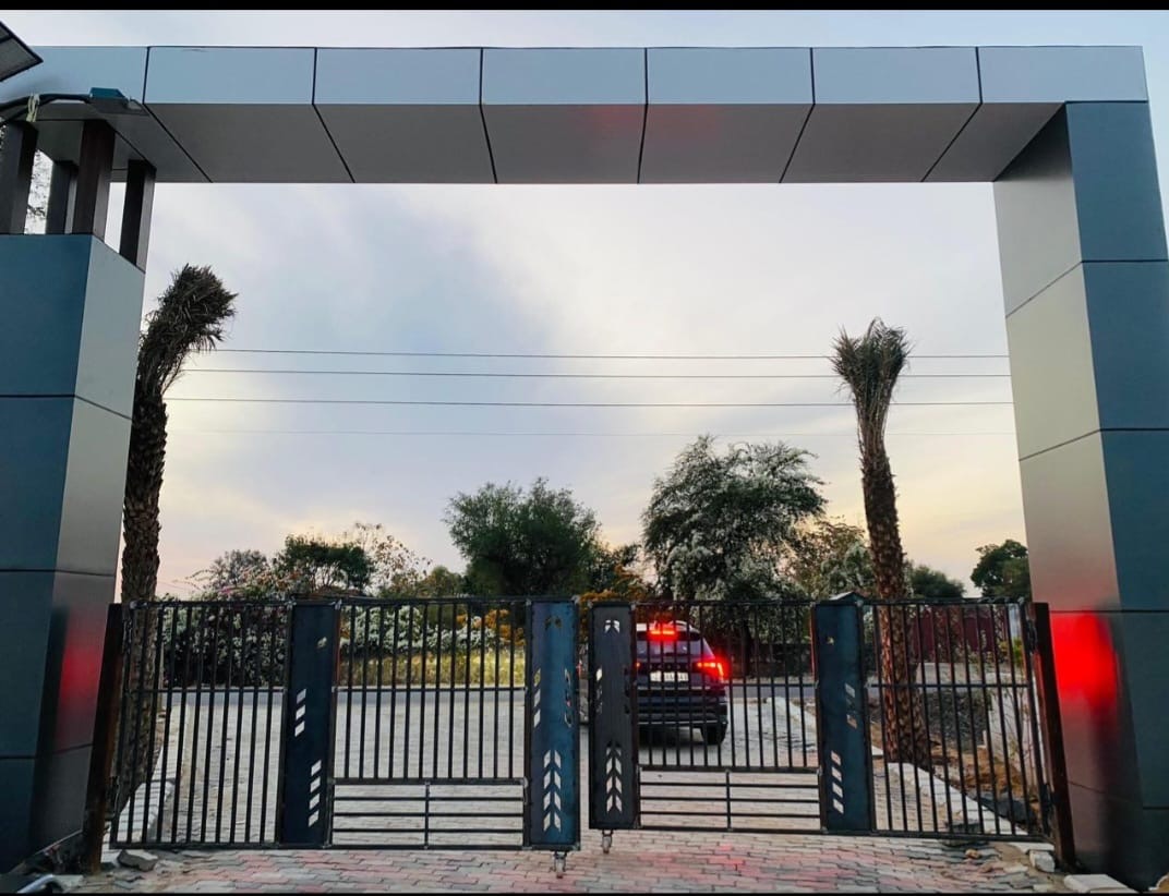 100 Sq Yards Plots & Land for Sale in Kalwara