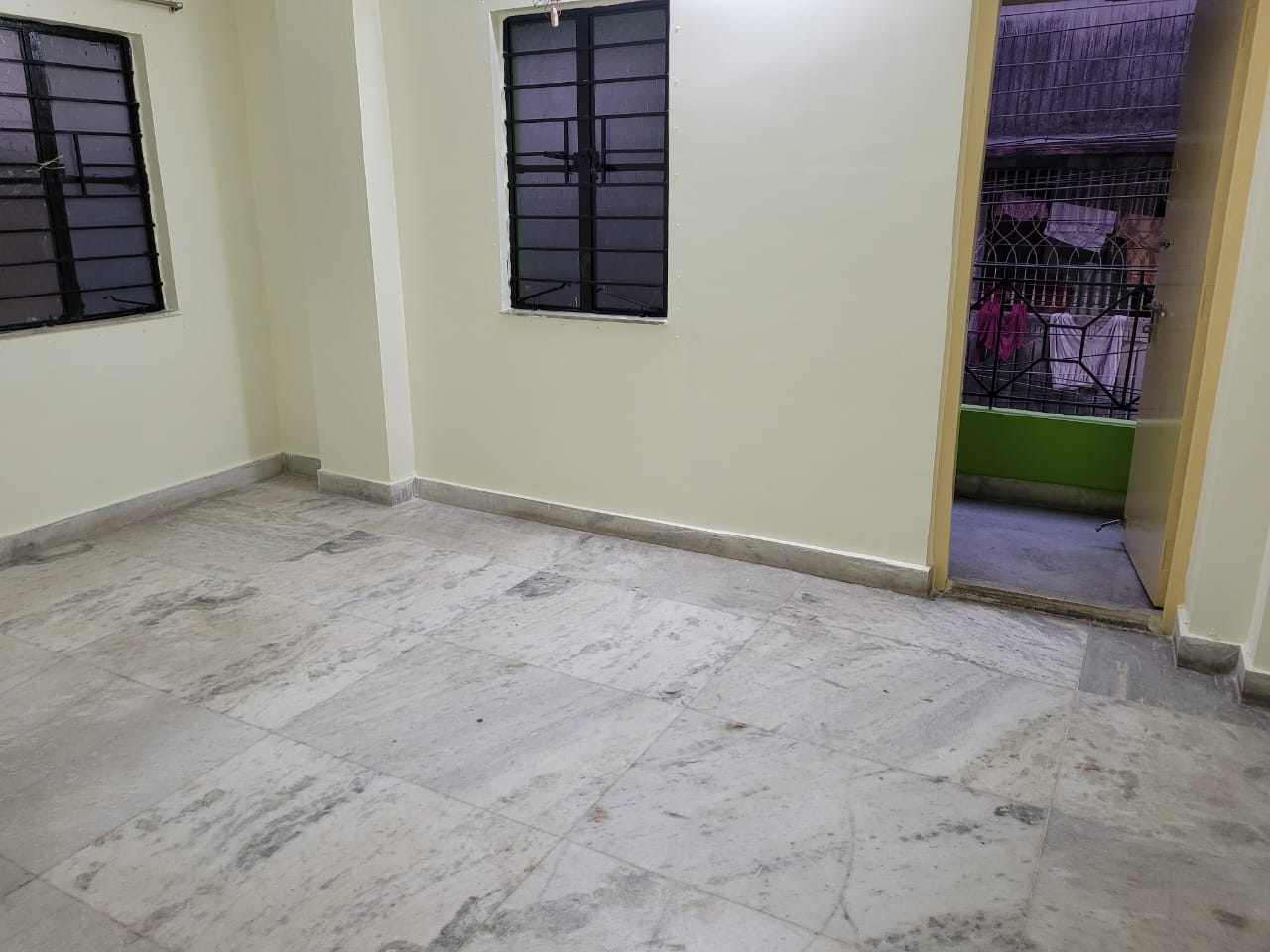 Flat for Resale in Kestopur