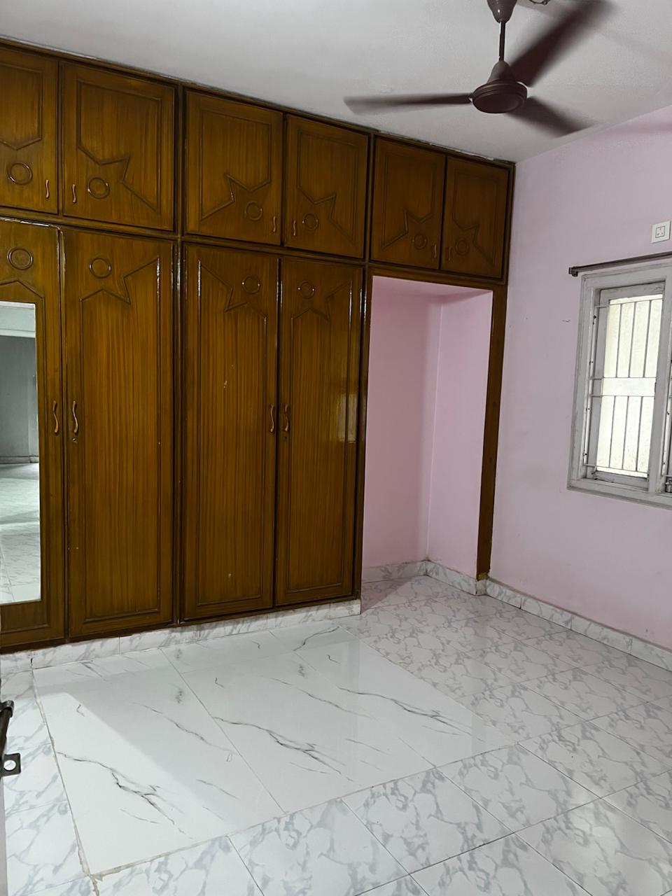 Flat for Sale in Maddilapalem