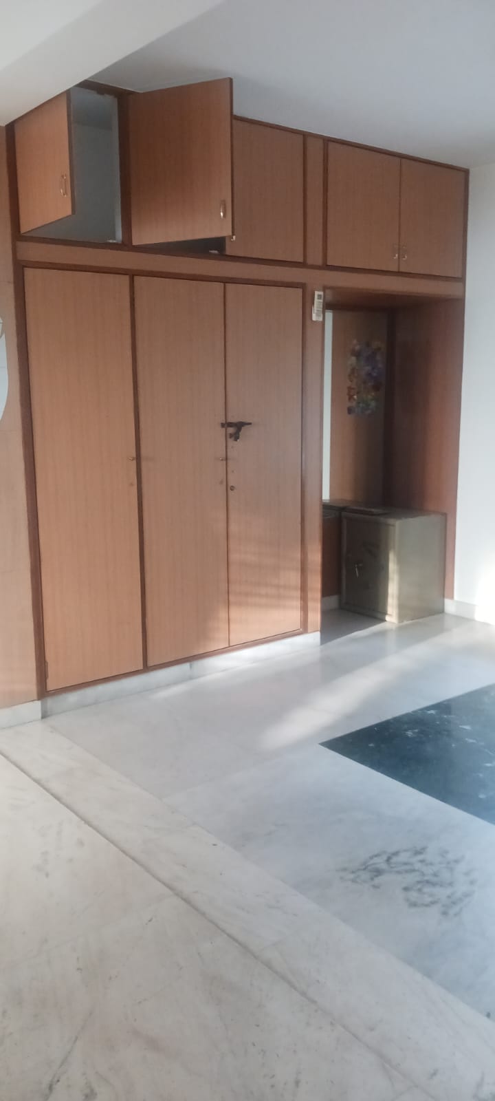 1 BHK Independent House for Lease Only at F380 - 4 Lakhs in Subramanya Nagar