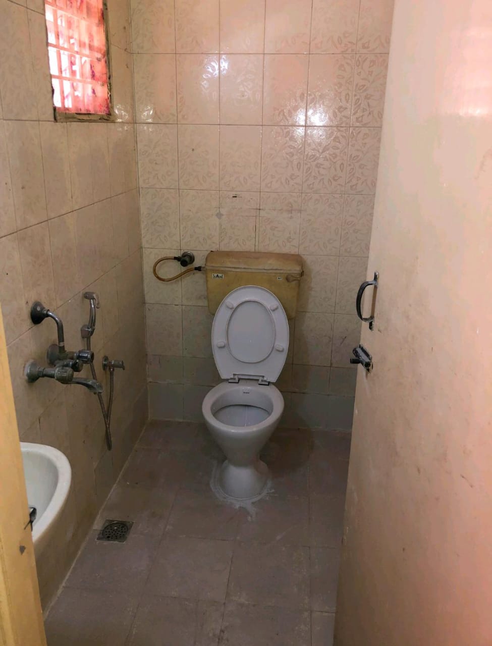 3 BHK Builder Floor for Lease Only at FC151 - 16 Lakhs in George Town