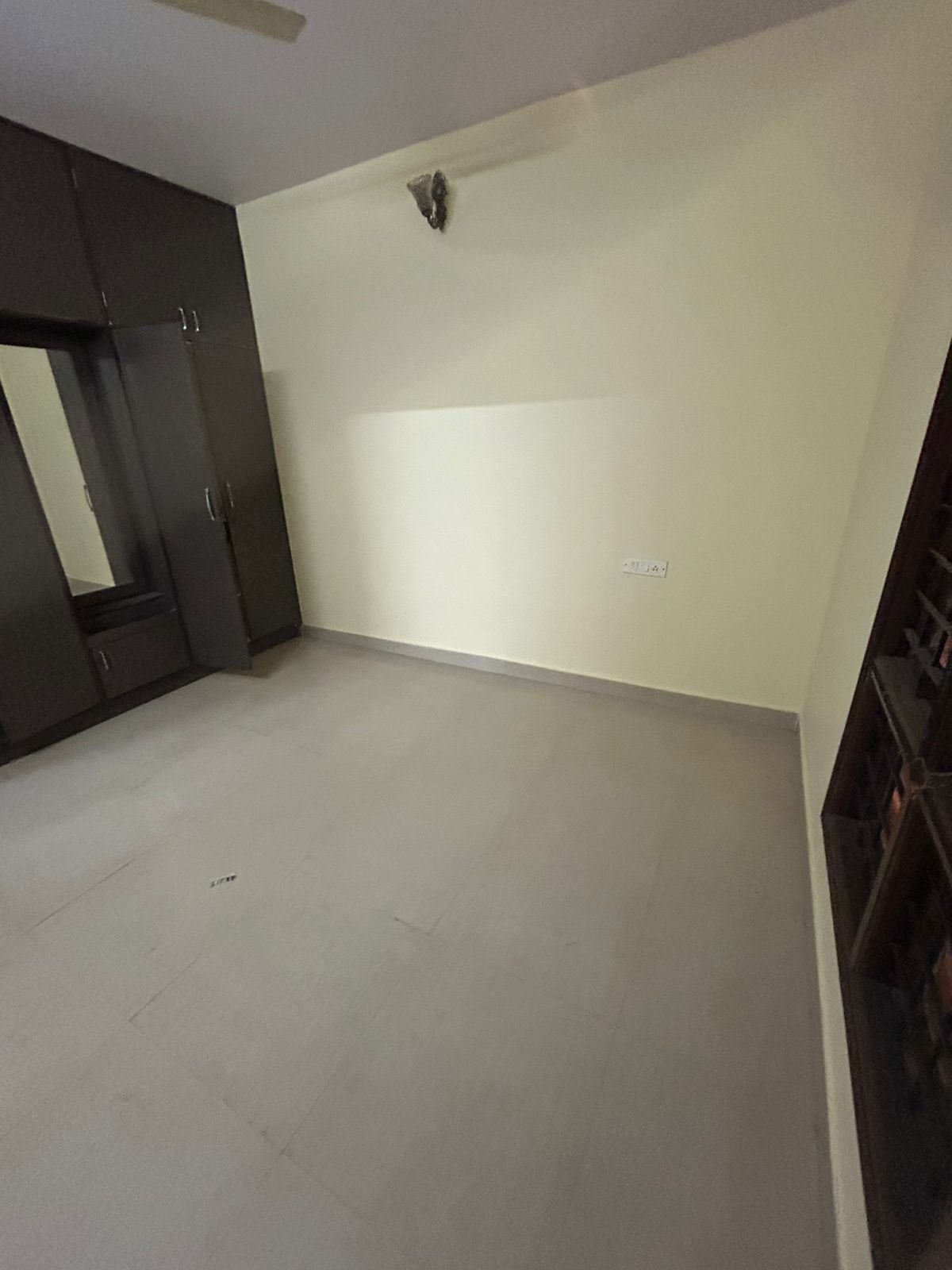 1 BHK Independent House for Lease Only at F545 - 4 Lakhs in Uttarahalli