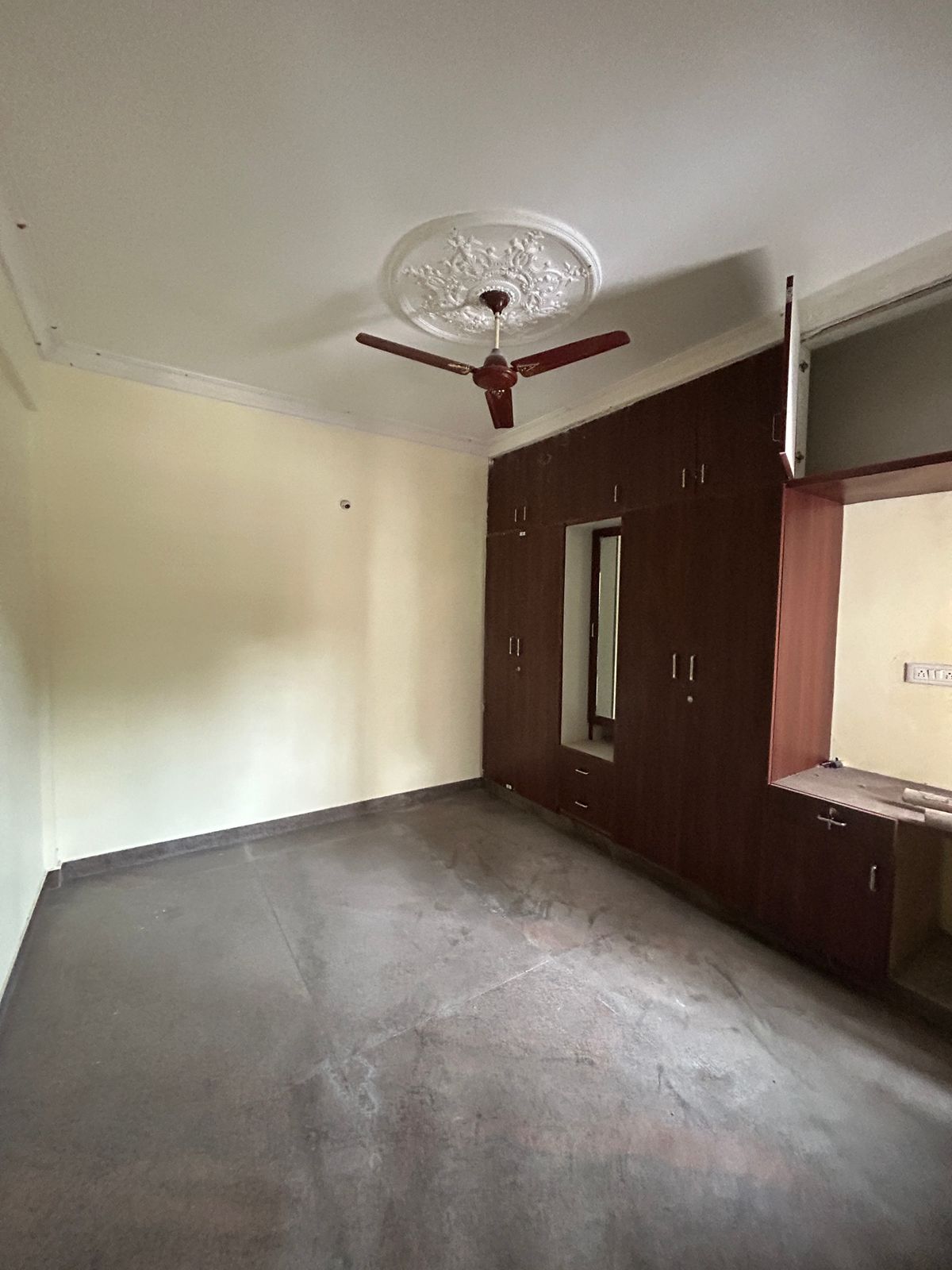 2 BHK Residential Apartment for Lease Only at J77-12Lakhs in HAL 1st Stage