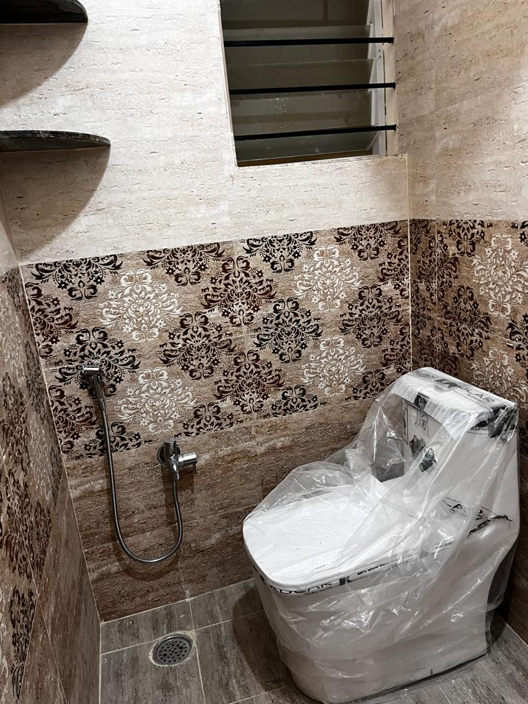 3 BHK Residential Apartment for Lease Only at J214 - 19 Lakhs in Udaya Nagar