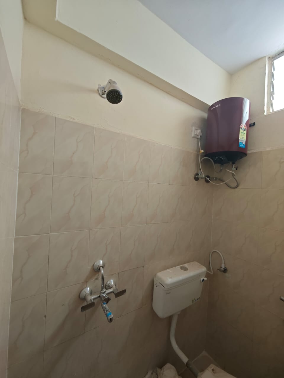 1 BHK Residential Apartment for Lease Only at J209 - 6 Lakhs in K R Puram