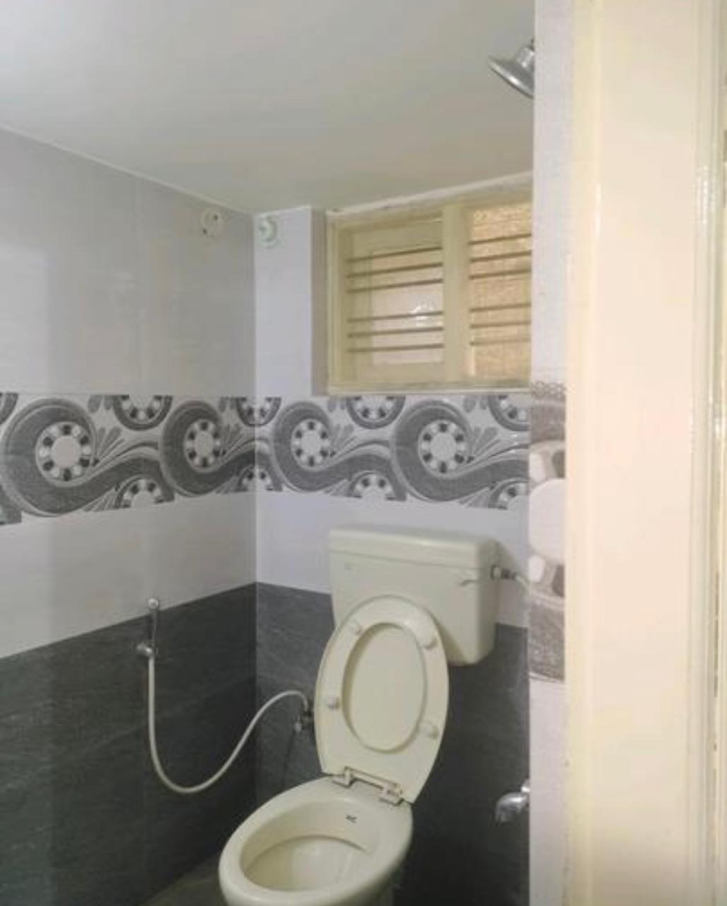 2 BHK Independent House for Lease Only at F552 - 10 Lakhs in Malleshwaram