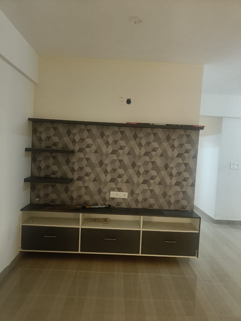 1 BHK Independent House for Lease Only at E058 - 9 Lakhs in GST Road