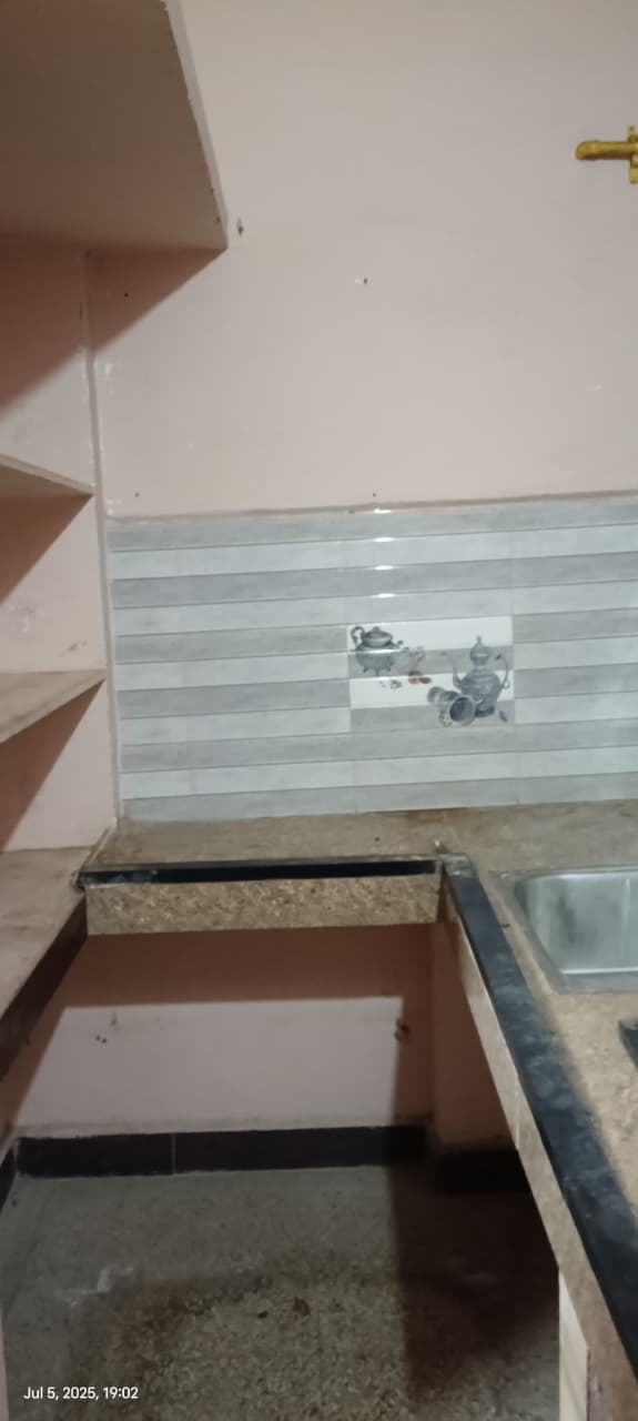1 BHK Independent House for Rent Only in Santhosapuram