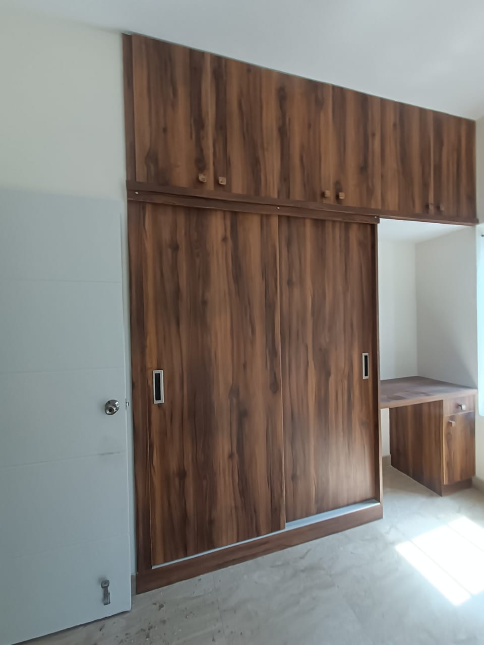 1 BHK Builder Floor for Lease Only at I013 - 4 Lakhs in Venkatagiri Kote