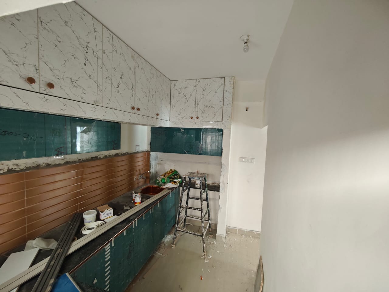 1 BHK Residential Apartment for Lease Only at JAML2 - 10411 - 6 Lakhs in Hennur Gardens