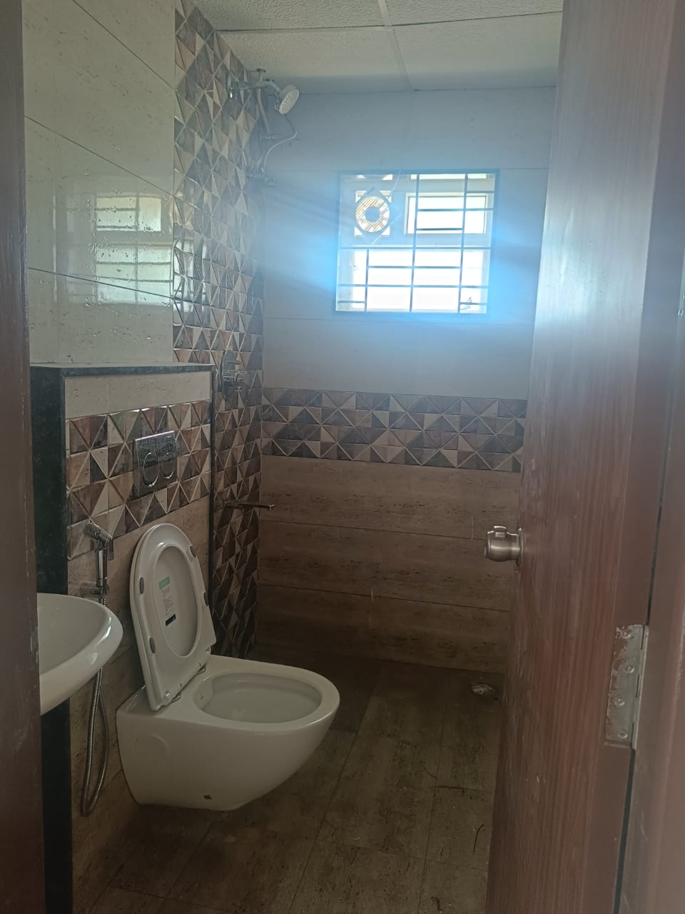 2 BHK Builder Floor for Lease Only in Amruthahalli