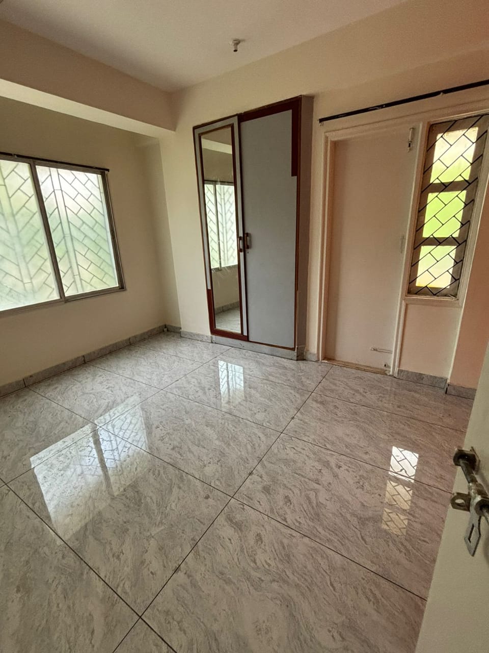 2 BHK Residential Apartment for Lease Only at J246 - 12 Lakhs in Vidyaranyapura