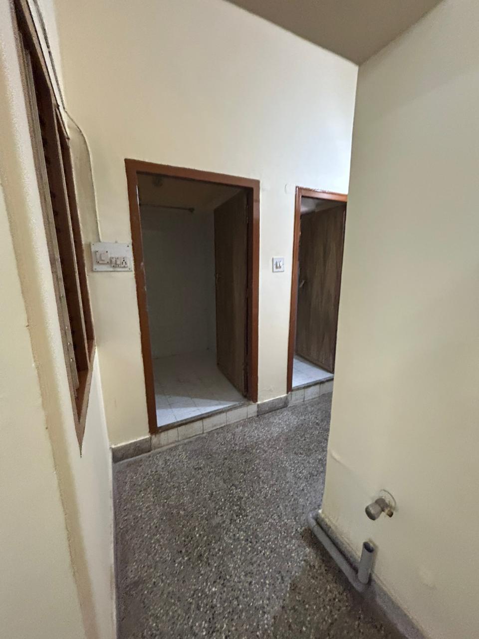 1 BHK Independent House for Lease Only at F636-4L in Devinagar