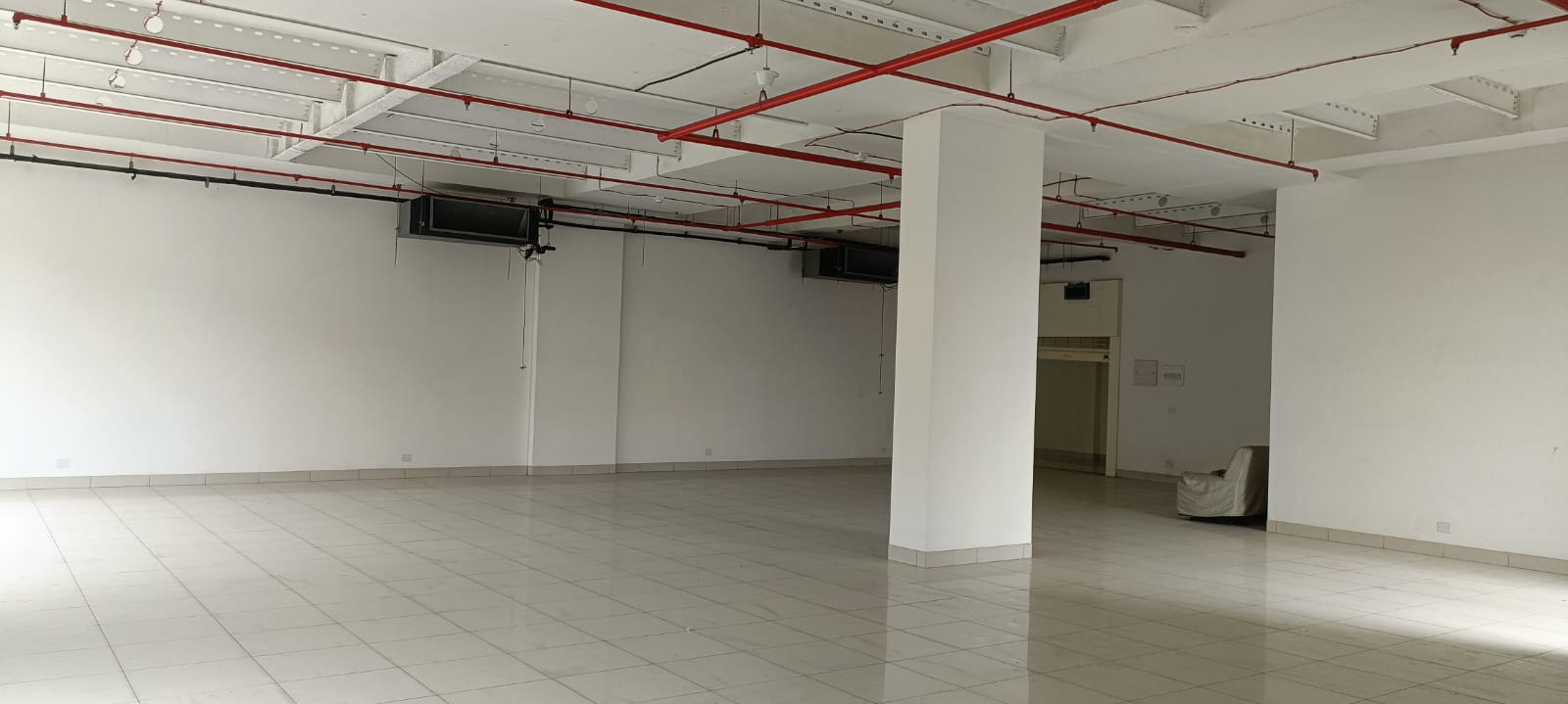 4400 sqft Showroom for Rent Only in New Town