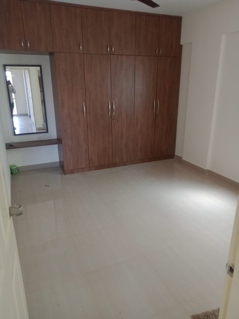 1 BHK Independent House for Lease Only at E016 - 9 Lakhs in Teynampet