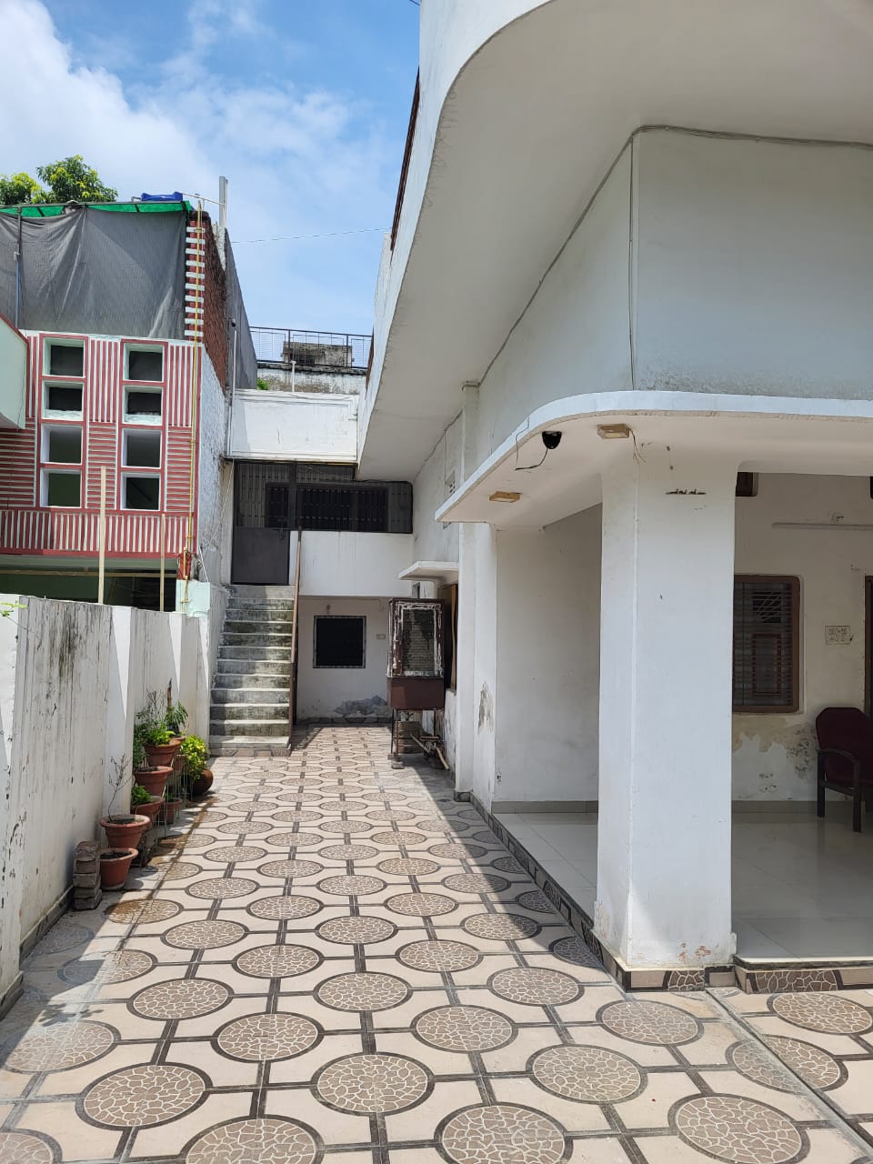 3000 sqft Office Space for Lease Only in Pandu Nagar