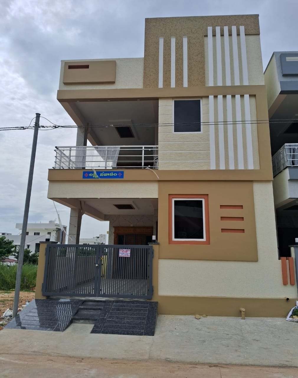 BHK Individual Houses for Rent in Chandragiri, Tirupati, Double