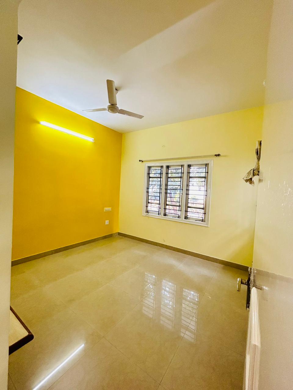 2 BHK Residential Apartment for Lease Only at JAML2 - 2651 in Varanasi