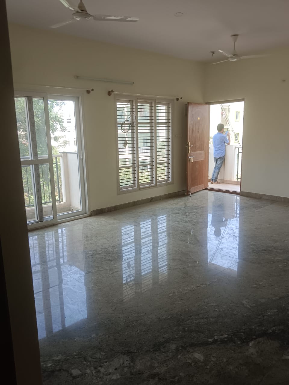 2 BHK Residential Apartment for Lease Only at JAML2 - 3579 - 27 Lakhs in Brookefield
