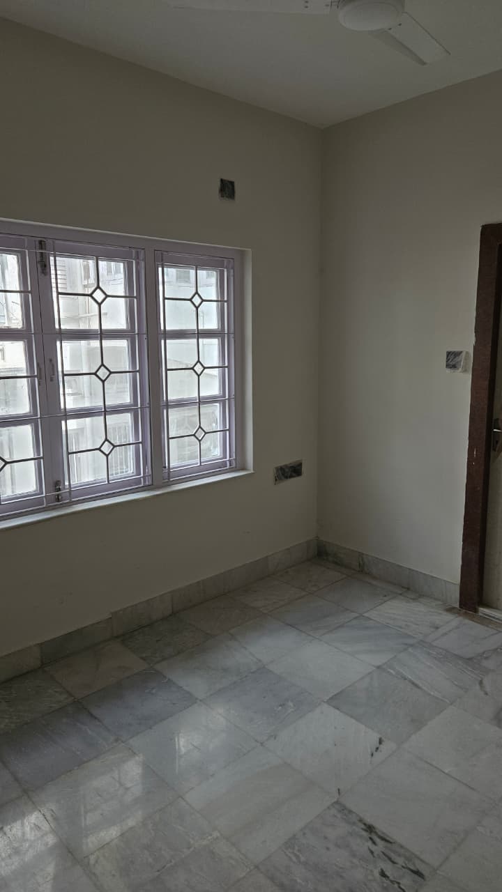 3 BHK Residential Apartment for Rent Only in New Alipore