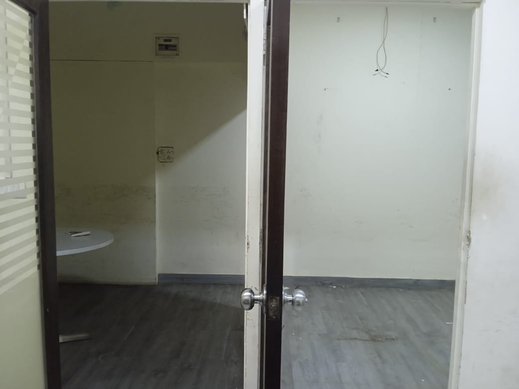 1150 sqft Office Space for Rent Only in Goregaon East