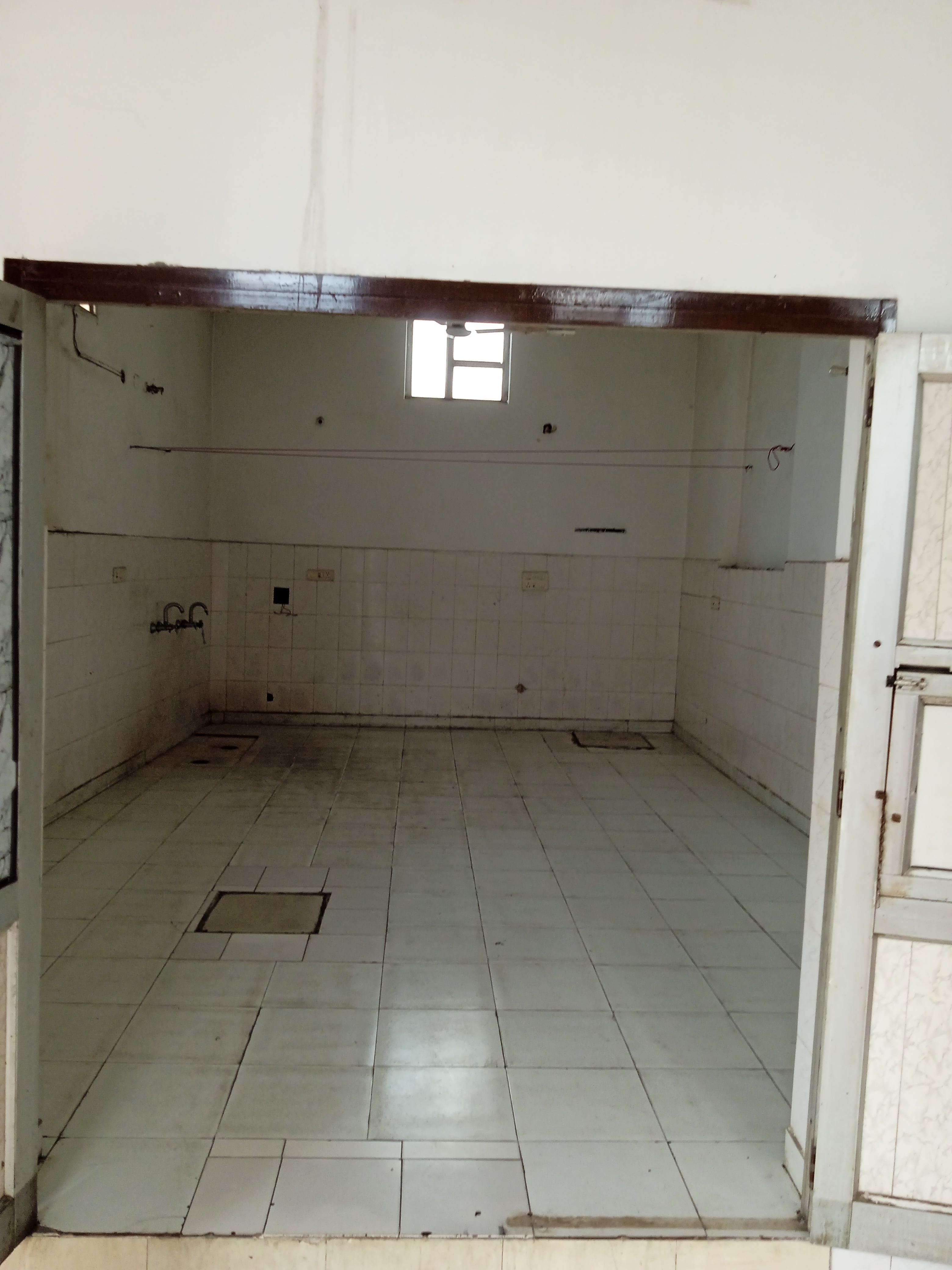400 sqft Shop for Rent Only in Pakhowal