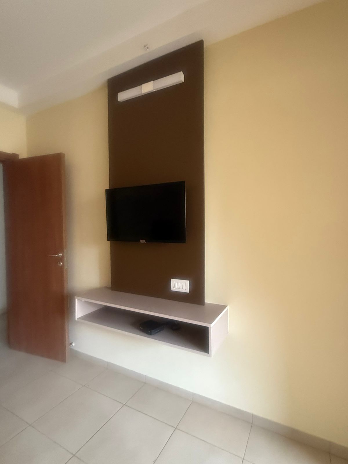 3 BHK Builder Floor for Lease Only at FC163 - 16 Lakhs in Old Pallavaram