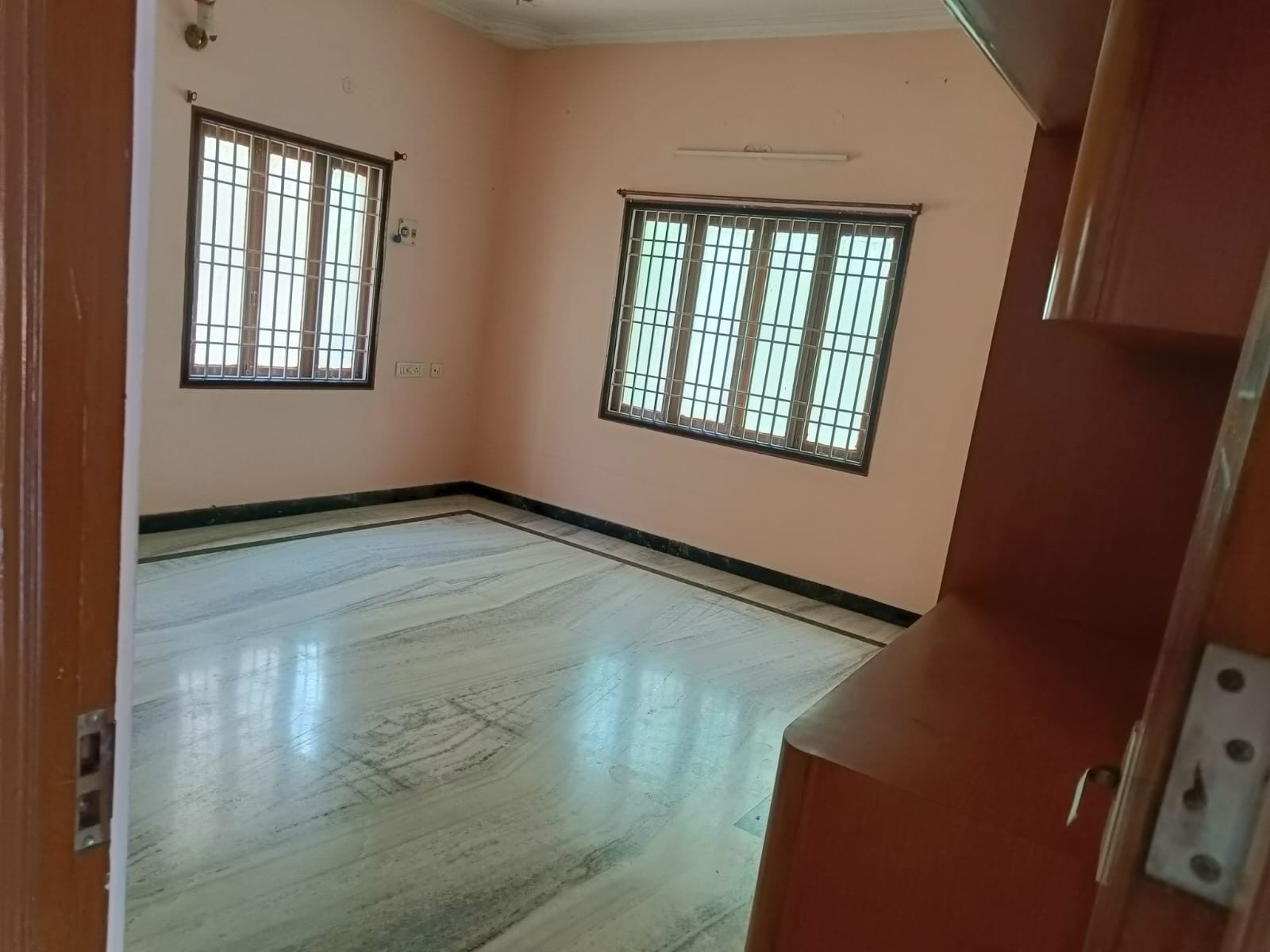 2 BHK Independent House for Rent Only in Koyambedu