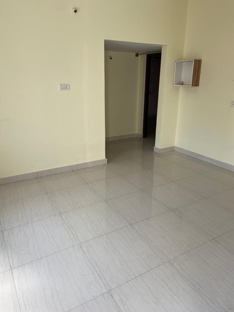 1 BHK Residential Apartment for Lease Only at 281 - 6 Lakhs in Rajaji Nagar