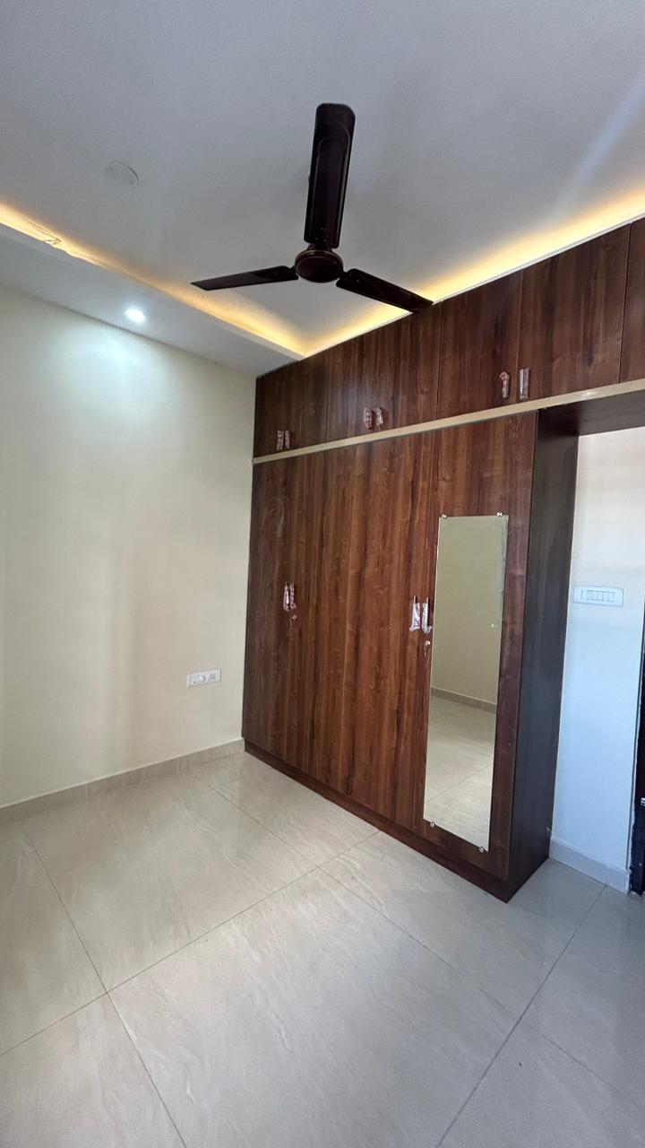 3 BHK Residential Apartment for Lease Only at JAM-7298-27Lakhs in Mahalakshmipuram
