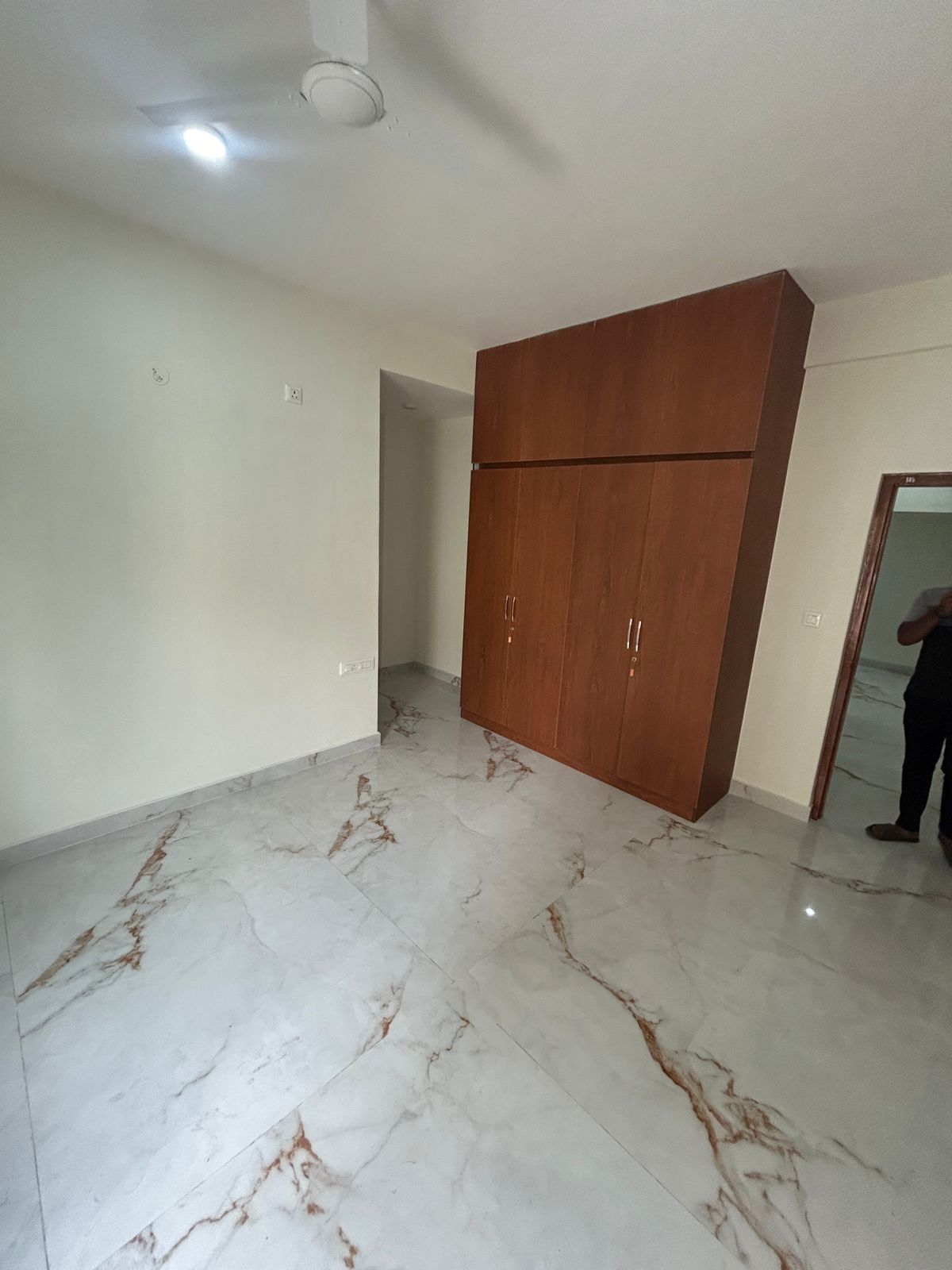 3 BHK Residential Apartment for Lease Only at J516-18Lakhs in Rampura