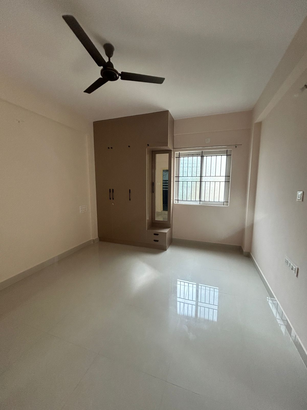 2 BHK Residential Apartment for Lease Only at J530-12Lakhs in Kaikondrahalli