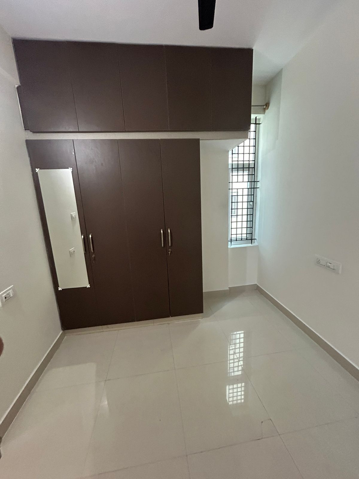 3 BHK Residential Apartment for Lease Only at J328 - 18 Lakhs in Subramanya Nagar